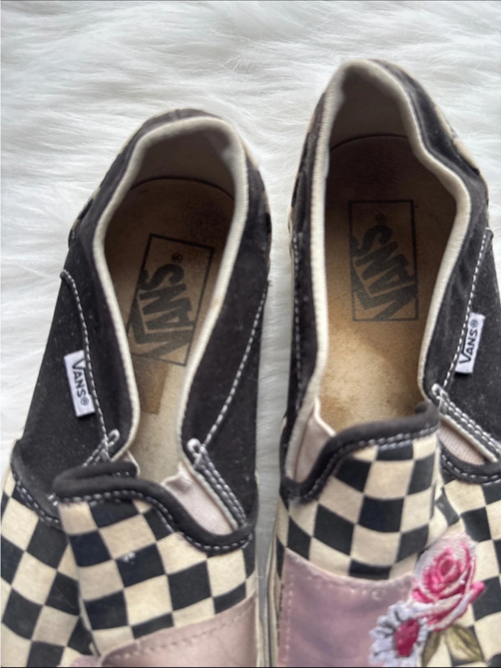 Vans - Picture 3 of 4